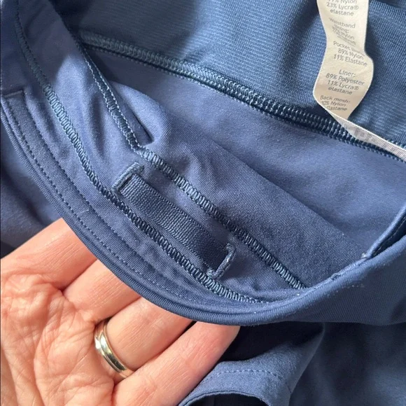 Lululemon Athletica Speed Up Short 2.5” - Picture 4 of 5